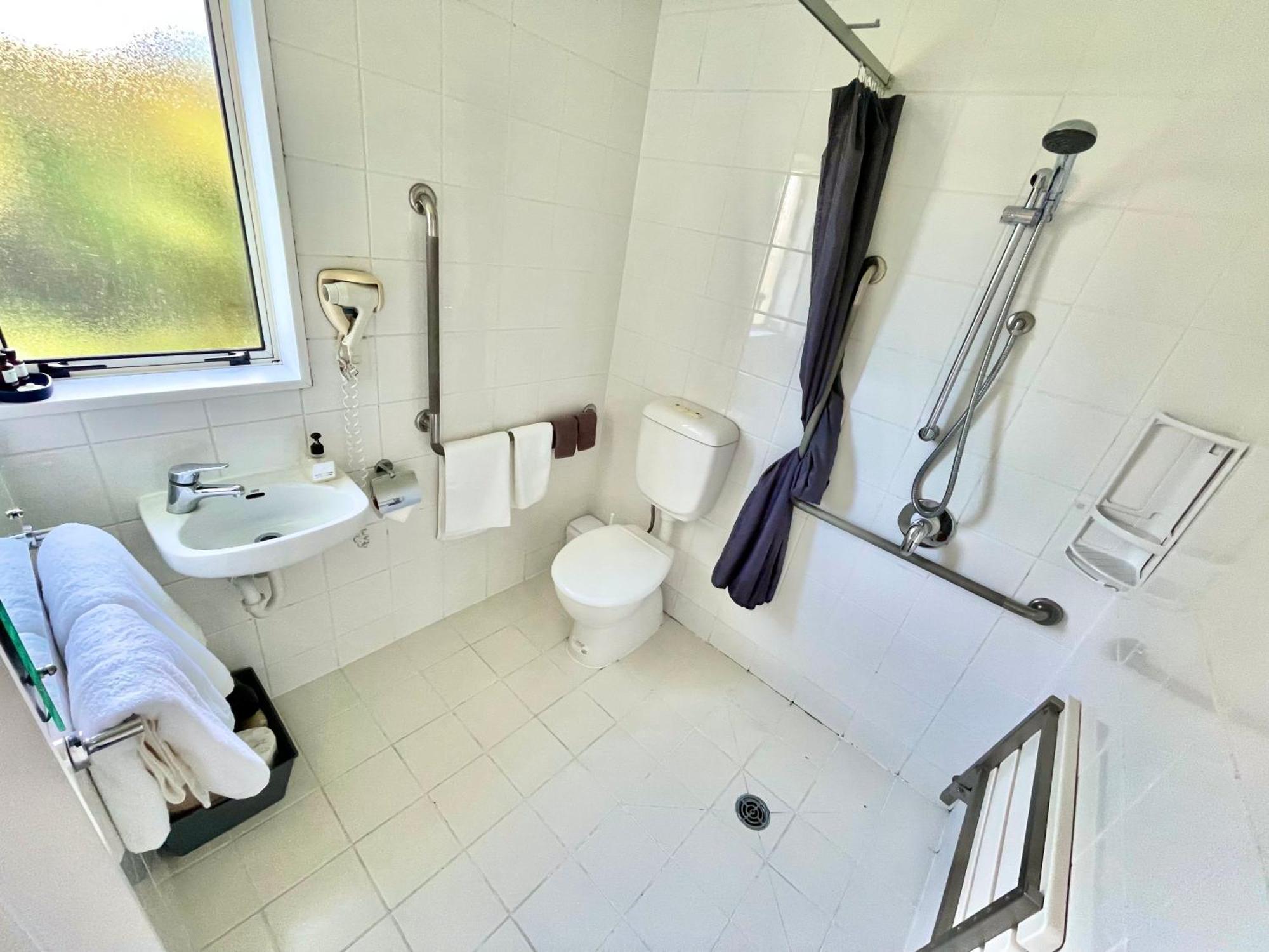 Amalfi Motor Lodge Крайстчърч Екстериор снимка