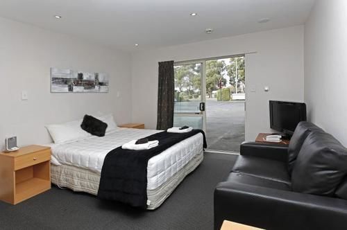 Amalfi Motor Lodge Крайстчърч Екстериор снимка